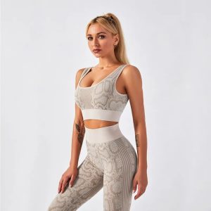 New Seamless Women's Tracksuit Sportswear High Waist Trouser Suits Tight Yoga Set Female Clothing Breathable Women's Suit