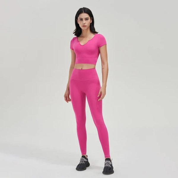 Yoga Clothes Women Tights Sports Tops Short Sleeved Running Slim V-Neck Vest Fitness Workout Crop Top With Chest Pad