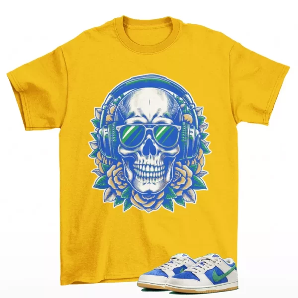 Deadstock Shirt Yellow to Match SB Dunk Low Hyper Royal Malachite HF3704-001 Jezsport.com