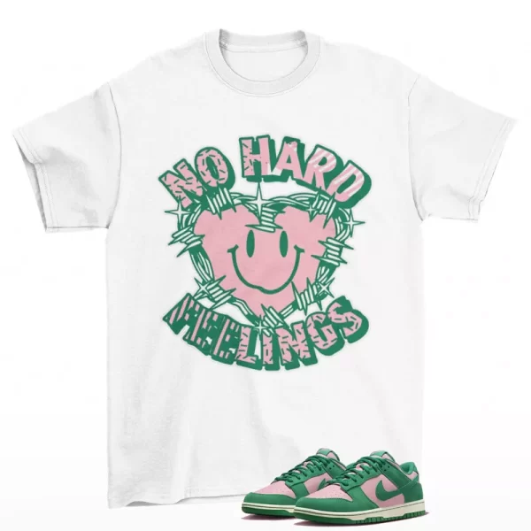 Feelings Sneaker Shirt White to Match Dunk Low Soft Pink Malachite FZ0549-600 Jezsport.com