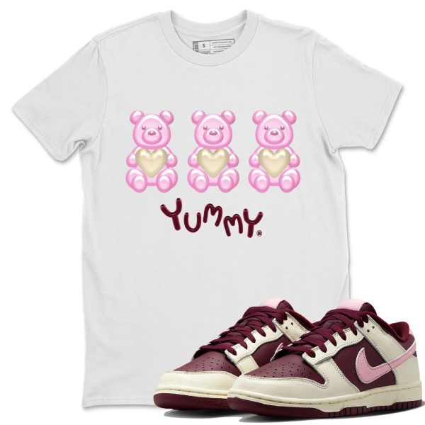 Yummy Bear Unisex Short Sleeve T-Shirt - Sneaker Shirt To Match Dunks Valentines Day Jezsport.com