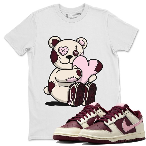 Hugging Bear Unisex Short Sleeve T-Shirt - Sneaker Shirt To Match Dunks Valentines Day Jezsport.com