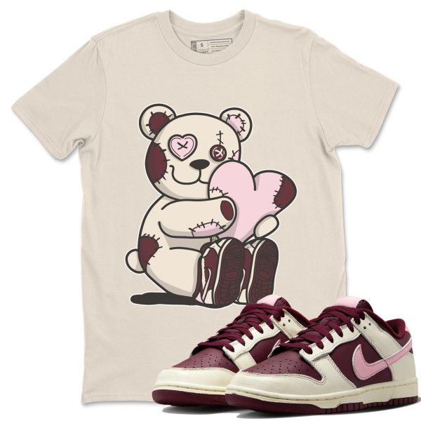 Hugging Bear Unisex Short Sleeve T-Shirt - Sneaker Shirt To Match Dunks Valentines Day Jezsport.com