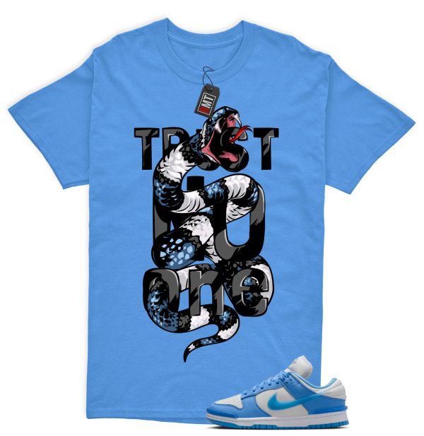 Dunk Twist University Blue UNC Photon Dust White Low Match T-shirt - Trust No One Jezsport.com