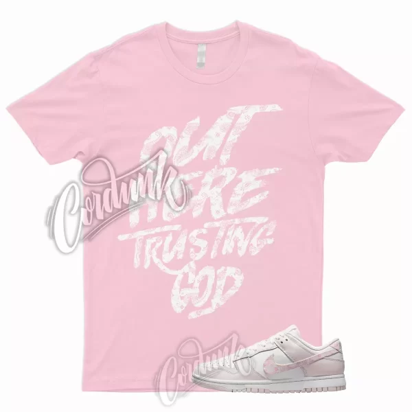 TG T Shirt to Match Dunk Low Pink Paisley Medium Soft Pearl Essential WMNS 1 Jezsport.com