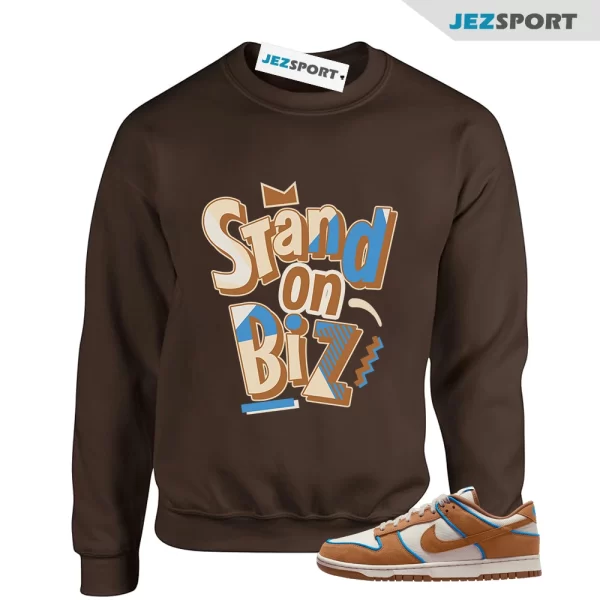 Strictly Biz Sweatshirt Brown to Match Dunk Low Light British Tan FN5825-100, Matching Sneaker Sweatshirt