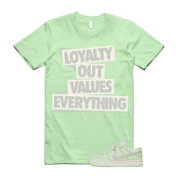 Dunk Sea Glass Low SE Next Nature Light Silver Vapor Green Sail T Shirt Match LOVE Jezsport.com