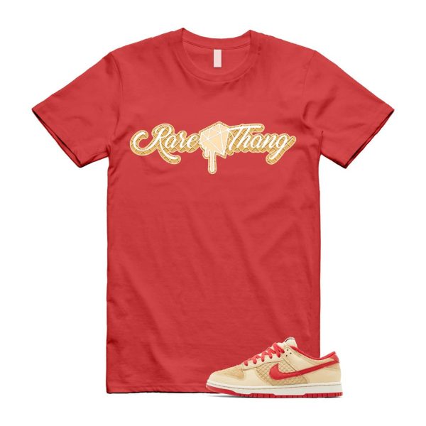 Dunk Strawberry Waffle Pale Vanilla University Red Sail Wheat Low Retro SE T Shirt Match RARE Jezsport.com