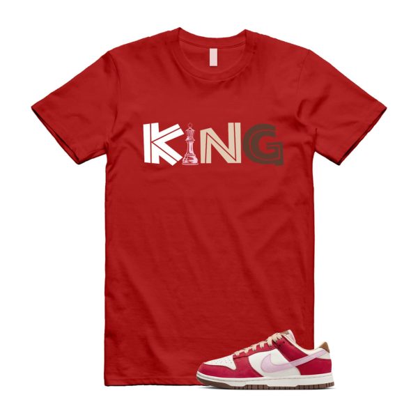 Dunk Bacon Low PRM Sport Red Sheen Sail Medium Brown White T Shirt Match KING ,FB7910-600 Jezsport.com