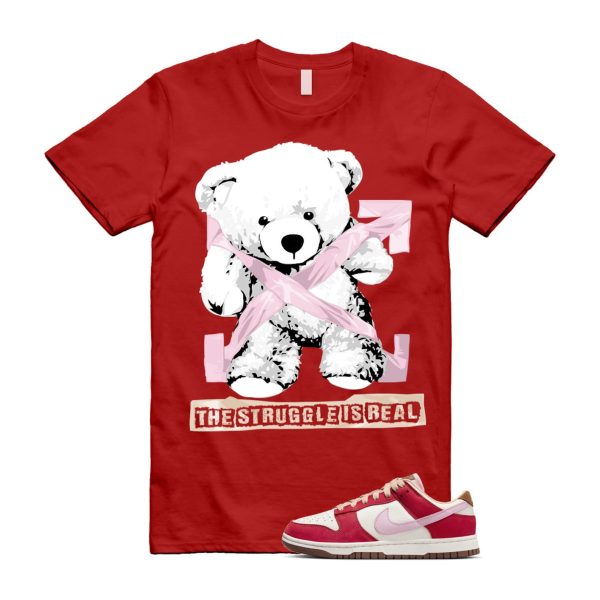 Dunk Bacon Low PRM Sport Red Sheen Sail Medium Brown White T Shirt Match STRUG ,FB7910-600 Jezsport.com